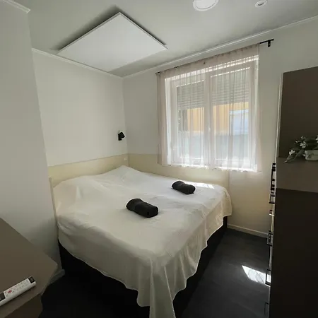 F14 Liget Vendeghaz * Fonyód