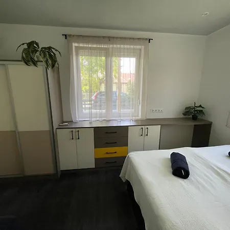 بيت للعطل F14 Liget Vendeghaz